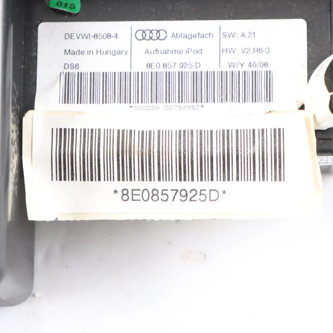 Moduł Interface iPod Czarny do Audi A4 B7 o numerze 8E0857925D Audi A4 B7 Moduł Interface iPod Czarny - SKU 8E0857925D - Numer Części 8E0857925D