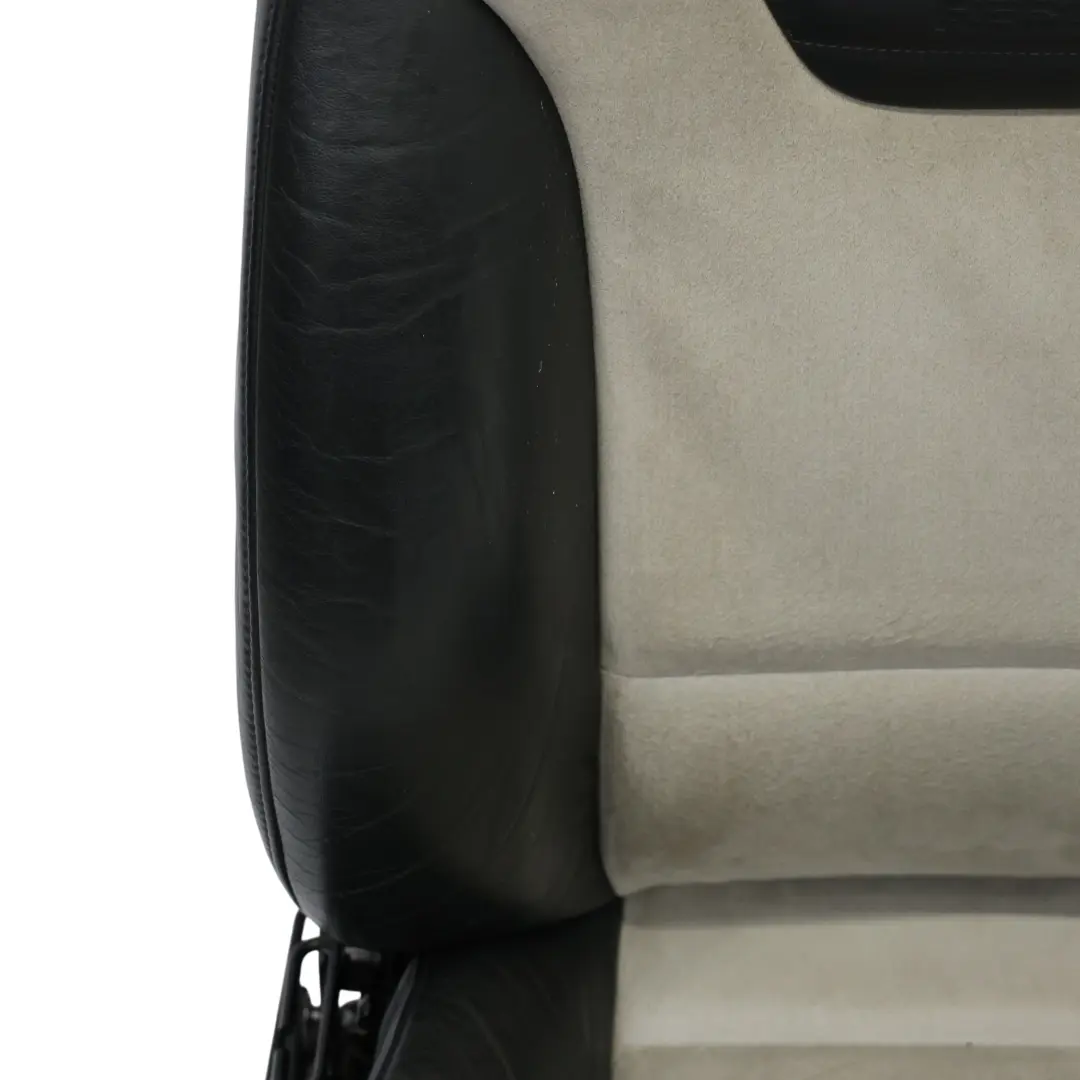 Sedile Sportivo Anteriore Destro Riscaldato Recaro Pelle Alcantara per Audi A4 S4 B7 con numero di parte 8E0881802L Audi A4 S4 B7 Sedile Sportivo Anteriore Destro Riscaldato Recaro Pelle Alcantara - SKU 8E0881802L-1 - Numero di parte 8E0881802L