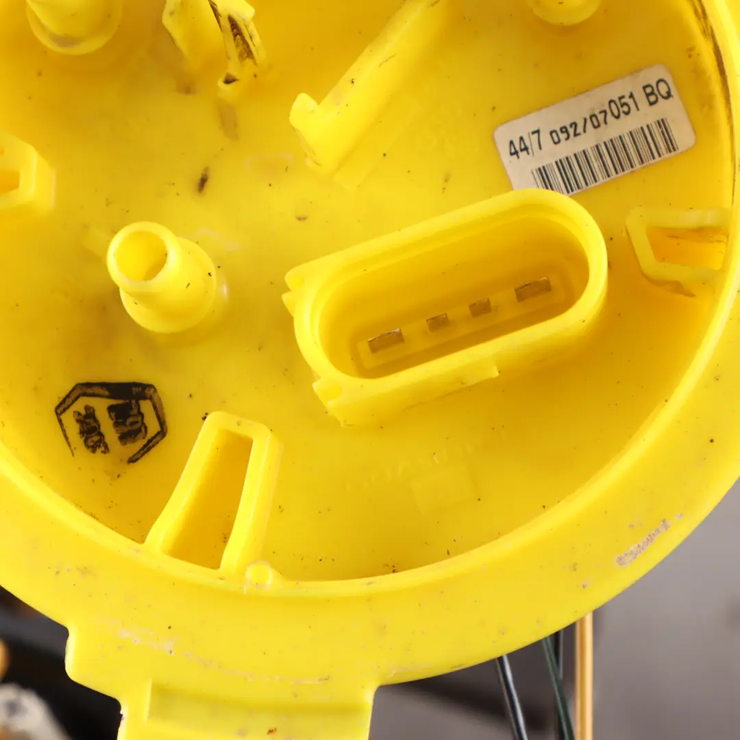 BBK Petrol Engine Fuel Pump Sender Unit to Audi S4 B7 4.2 V8 with Part number 8E0919051BQ Audi S4 B7 4.2 V8 BBK Petrol Engine Fuel Pump Sender Unit - SKU 8E0919051BQ - Part number 8E0919051BQ