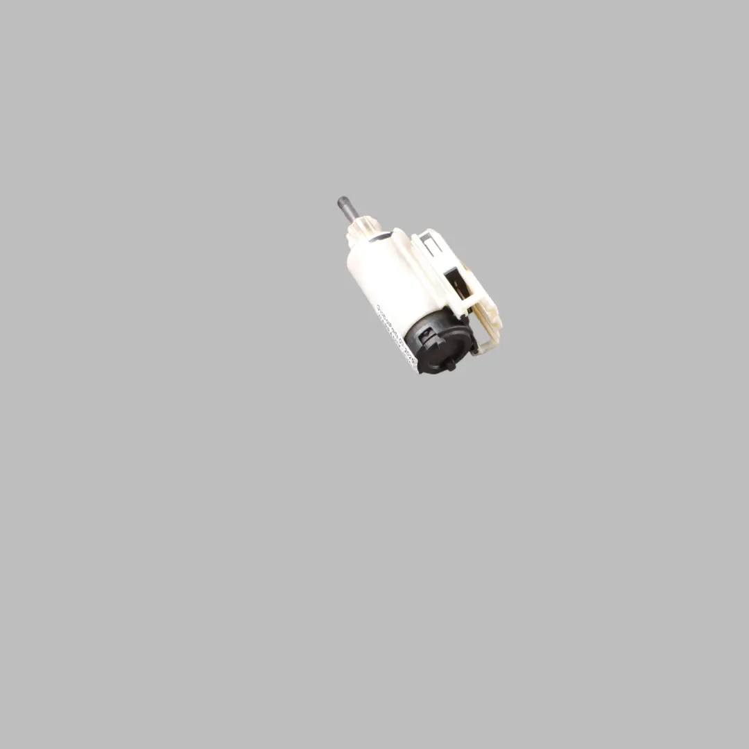 Audi S4 B6 Interruptor Del Sensor De Control Del Pedal De Embrague - SKU 8E0927189B - Número de pieza 8E0927189B
