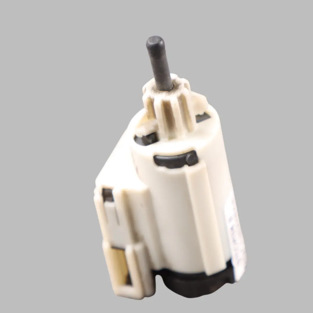 Capteur De Commande De Pédale D'Embrayage pour Audi S4 B6 à propos du numéro de pièce 8E0927189B Audi S4 B6 Capteur De Commande De Pédale D'Embrayage - SKU 8E0927189B - Numéro de pièce 8E0927189B