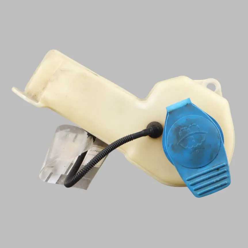 Serbatoio Del Liquido Lavavetro per Audi A4 B7 8E con numero di parte 8E0955453AQ Audi A4 B7 8E Serbatoio Del Liquido Lavavetro - SKU 8E0955453AQ - Numero di parte 8E0955453AQ