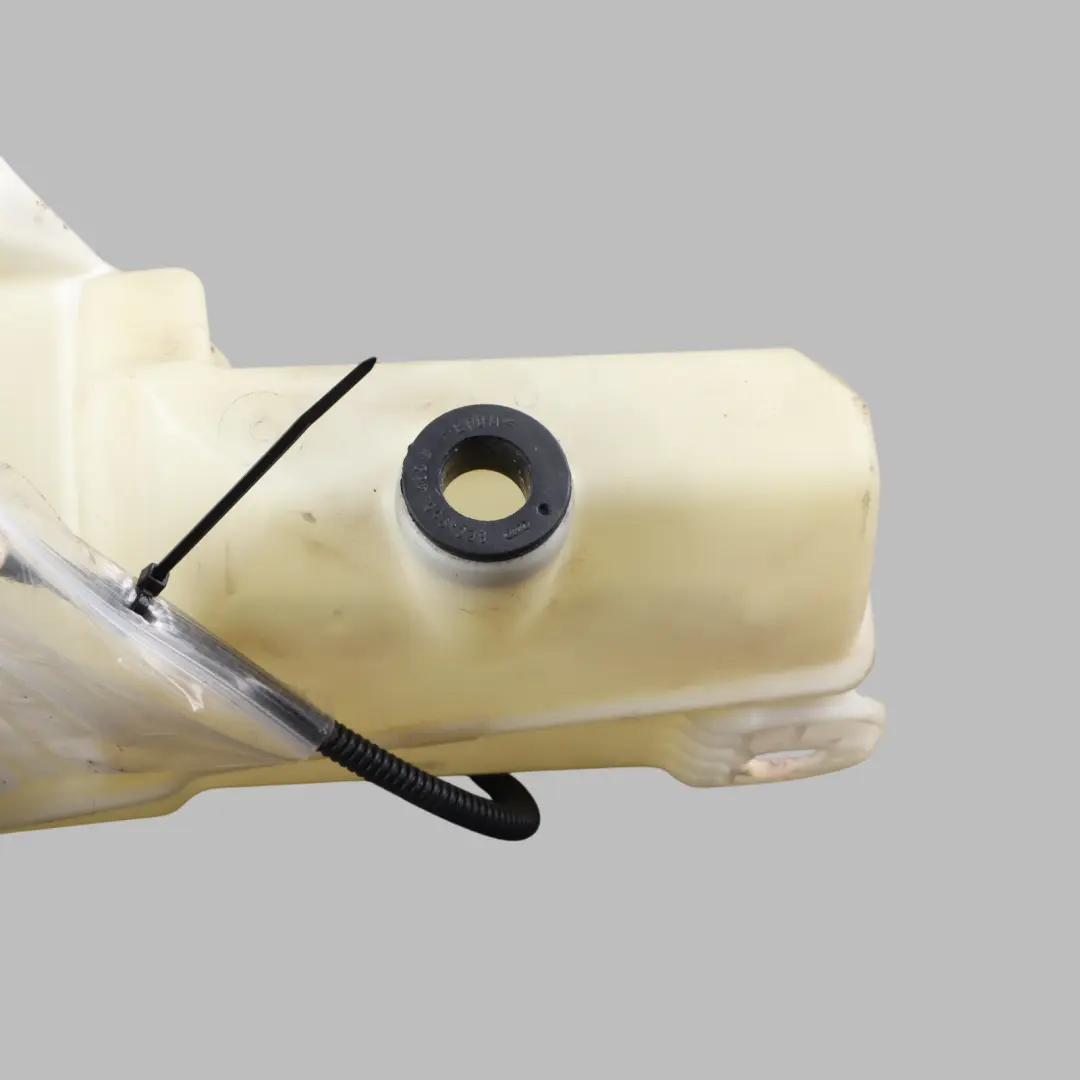 Windschutz Scheibenwaschanlage Flasche Tank Reservoir für Audi A4 B7 8E mit Teilenummer 8E0955453AQ Audi A4 B7 8E Windschutz Scheibenwaschanlage Flasche Tank Reservoir - SKU 8E0955453AQ - Teilenummer 8E0955453AQ