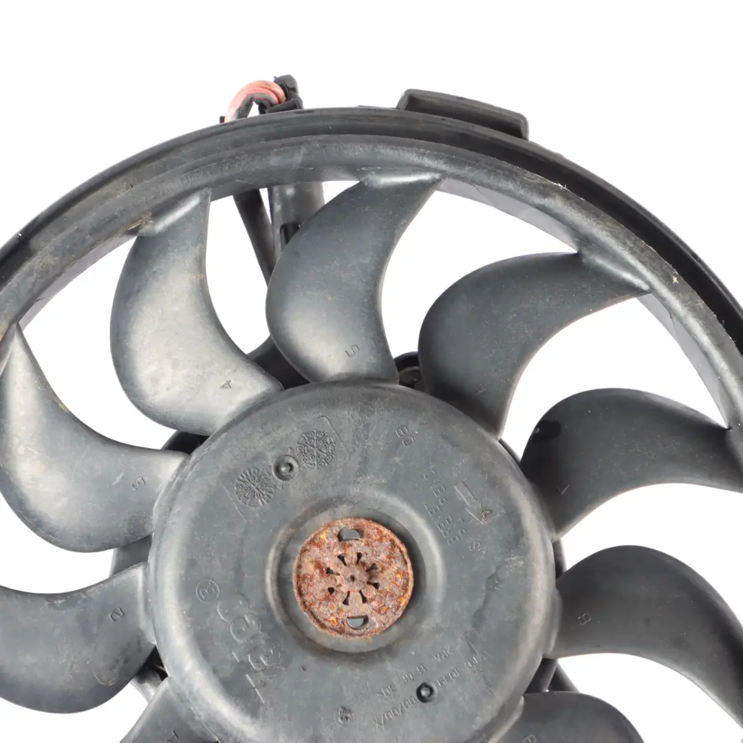 Benzin Kühlung Kühler Kühlmittel Ventilator Rechts für Audi S4 B7 4.2 mit Teilenummer 8E0959455H Audi S4 B7 4.2 Benzin Kühlung Kühler Kühlmittel Ventilator Rechts - SKU 8E0959455H - Teilenummer 8E0959455H