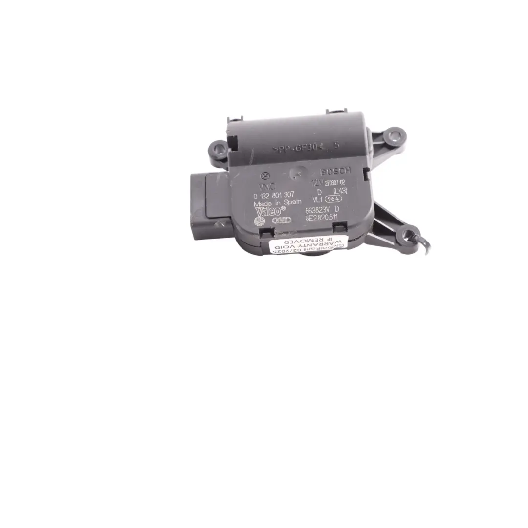 Flap Positioning Motor Dashboard Centre Actuator to Audi A4 S4 B7 Air with Part number 8E2820511 Audi A4 S4 B7 Air Flap Positioning Motor Dashboard Centre Actuator - SKU 8E2820511 - Part number 8E2820511