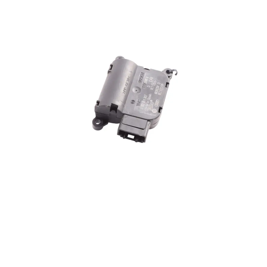 Moteur Volet d'Air Tableau de Bord Centre pour Audi A4 S4 B7 à propos du numéro de pièce 8E2820511 Audi A4 S4 B7 Moteur Volet d'Air Tableau de Bord Centre - SKU 8E2820511 - Numéro de pièce 8E2820511