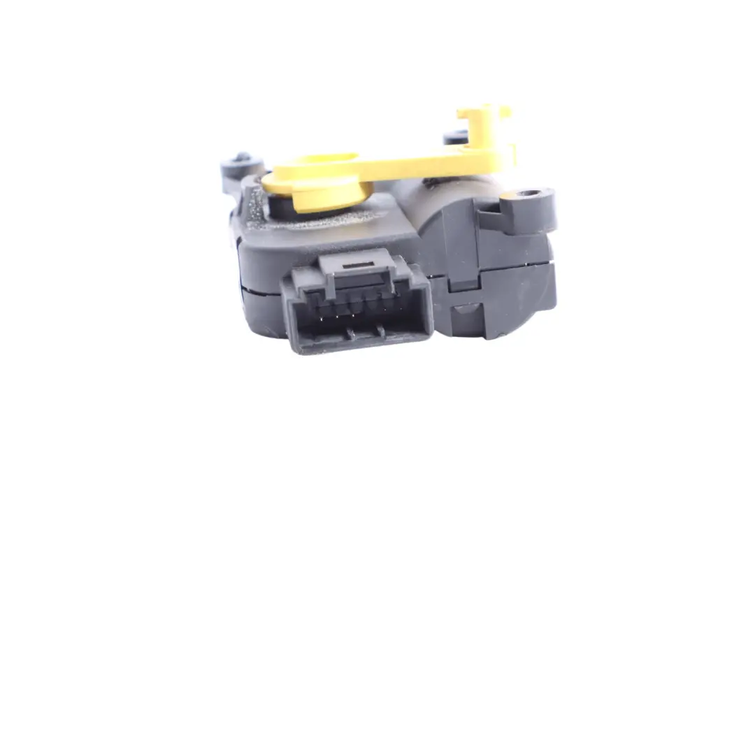Flap Positioning Motor Dashboard Centre Actuator to Audi A4 S4 B7 Air with Part number 8E2820511 Audi A4 S4 B7 Air Flap Positioning Motor Dashboard Centre Actuator - SKU 8E2820511 - Part number 8E2820511