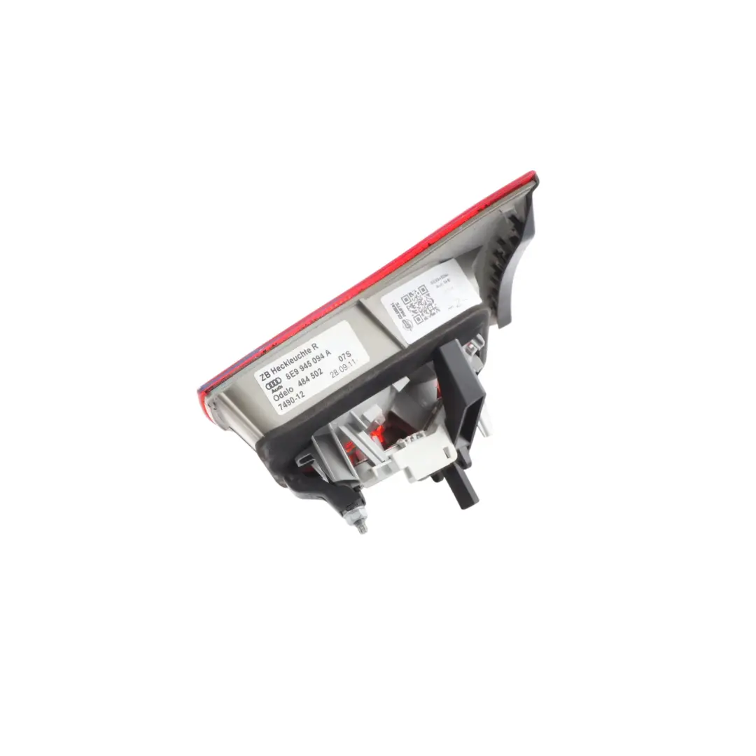 Light Lamp Trunk Lid Boot Tailgate Right O/S to Audi A4 B7 Rear with Part number 8E9945094A Audi A4 B7 Rear Light Lamp Trunk Lid Boot Tailgate Right O/S - SKU 8E9945094A - Part number 8E9945094A