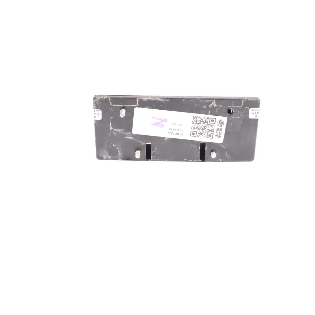 Module Amplificateur Antenne Droit pour Audi A4 B8 à propos du numéro de pièce 8H0035225 Audi A4 B8 Module Amplificateur Antenne Droit - SKU 8H0035225 - Numéro de pièce 8H0035225