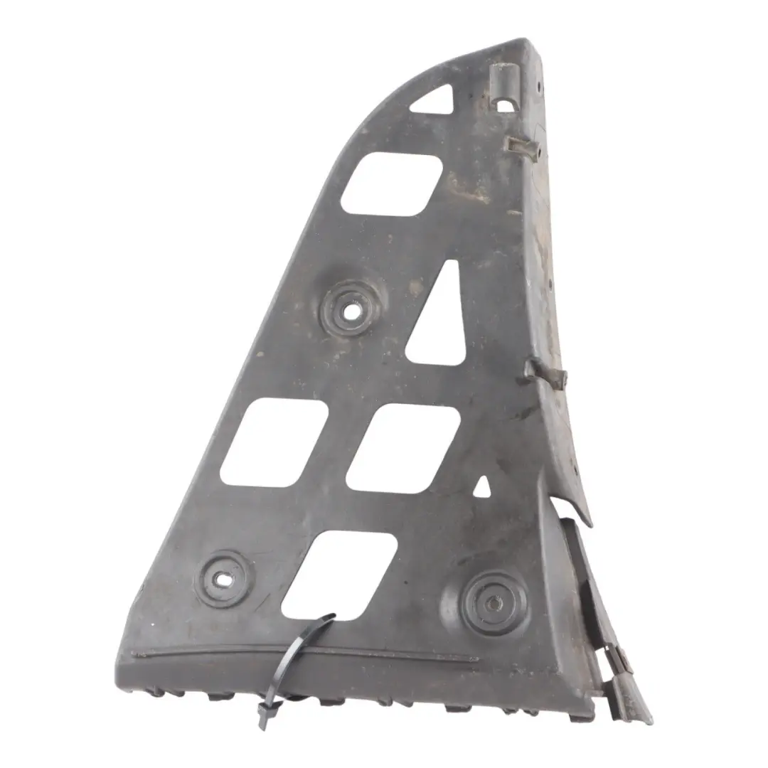Staffa Di Montaggio Guida Paraurti Posteriore Destro per Audi A4 B7 Cabrio con numero di parte 8H0807454 Audi A4 B7 Cabrio Staffa Di Montaggio Guida Paraurti Posteriore Destro - SKU 8H0807454 - Numero di parte 8H0807454