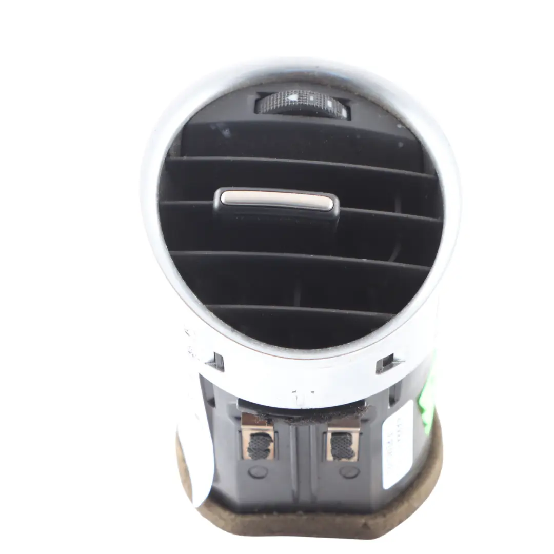 Dashboard Grille Front Right O/S Air Vent Grille Nozzle Audi A4 B7 - SKU 8H0820902D - Part number 8H0820902D