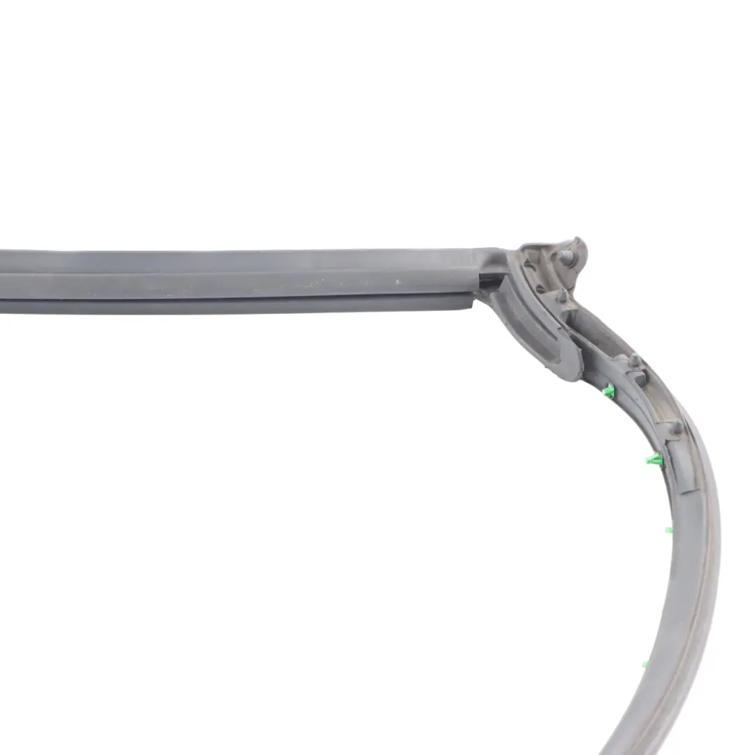 Joint De Vitre Avant Gauche Cabriolet pour Audi A4 B7 à propos du numéro de pièce 8H0831707C Audi A4 B7 Joint De Vitre Avant Gauche Cabriolet - SKU 8H0831707C - Numéro de pièce 8H0831707C