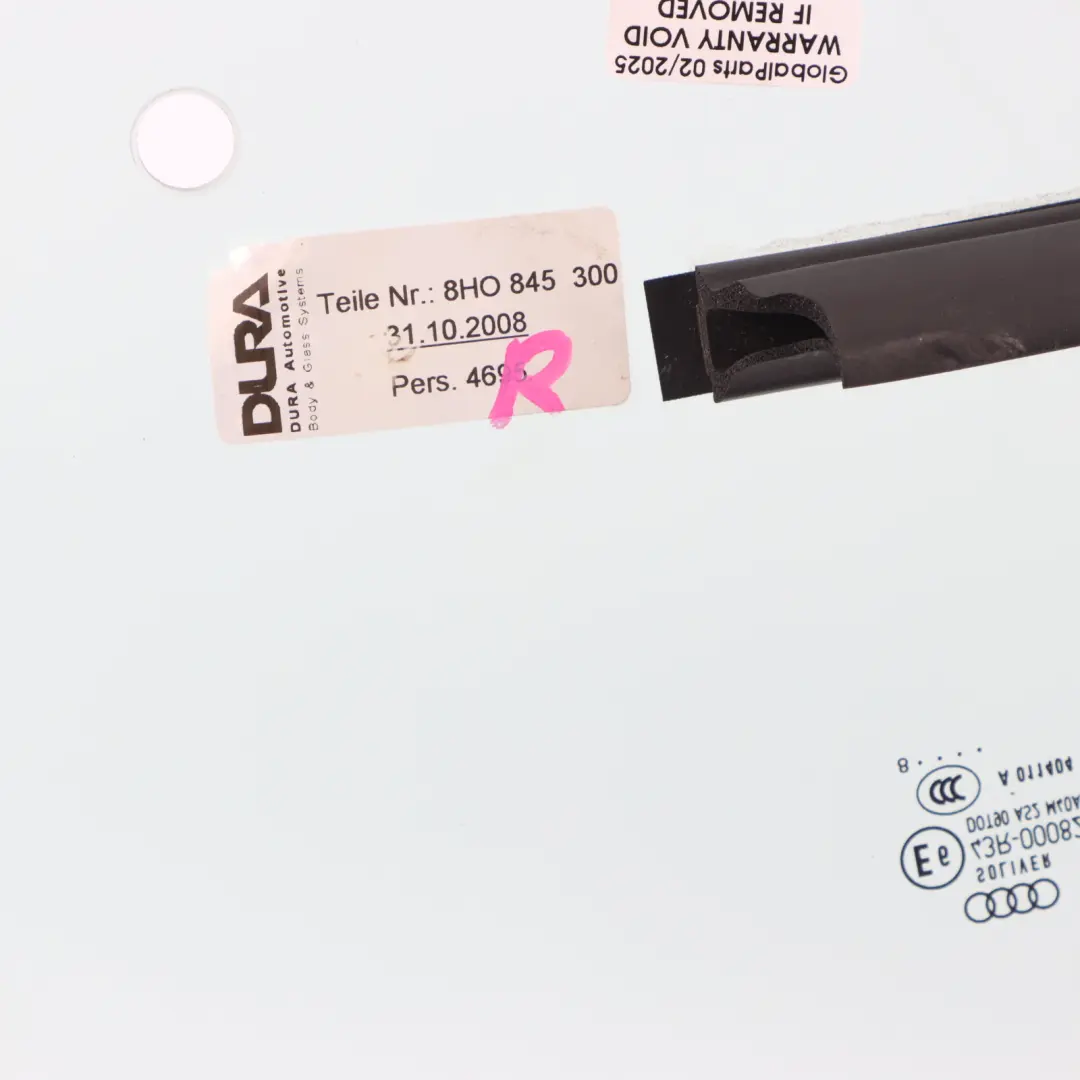 Szyba Boczna Ćwiartka Prawy Tył AS2 do Audi A4 B7 Cabriolet o numerze 8H0845300 Audi A4 B7 Cabriolet Szyba Boczna Ćwiartka Prawy Tył AS2 - SKU 8H0845300 - Numer Części 8H0845300