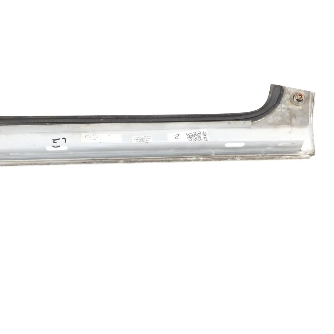 A-Pillar Column Trim Panel Cover Right O/S Chrome to Audi A4 B7 Cabrio with Part number 8H0853266 Audi A4 B7 Cabrio A-Pillar Column Trim Panel Cover Right O/S Chrome - SKU 8H0853266 - Part number 8H0853266
