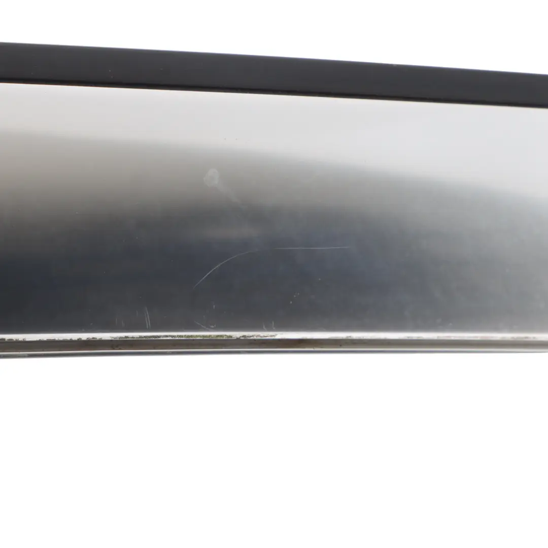 Pannello Di Rivestimento Del Montante A Destro Cromo per Audi A4 B7 Cabrio con numero di parte 8H0853266 Audi A4 B7 Cabrio Pannello Di Rivestimento Del Montante A Destro Cromo - SKU 8H0853266 - Numero di parte 8H0853266