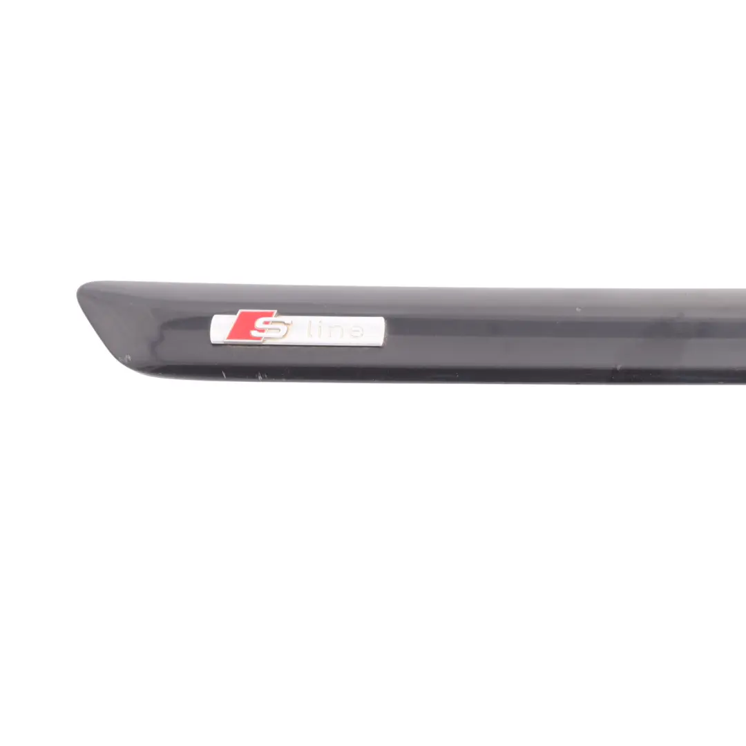 Audi A4 B7 Cabrio S-Line Baguette Moulure Porte Arrière Droite - SKU 8H0853984 - Numéro de pièce 8H0853984