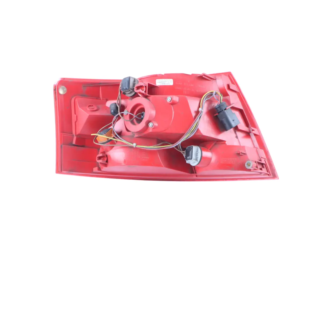 Tail Lamp Light Trunk Tailgate Outer Right O/S to Audi A4 B7 Cabrio Rear with Part number 8H0945096D Audi A4 B7 Cabrio Rear Tail Lamp Light Trunk Tailgate Outer Right O/S - SKU 8H0945096D - Part number 8H0945096D