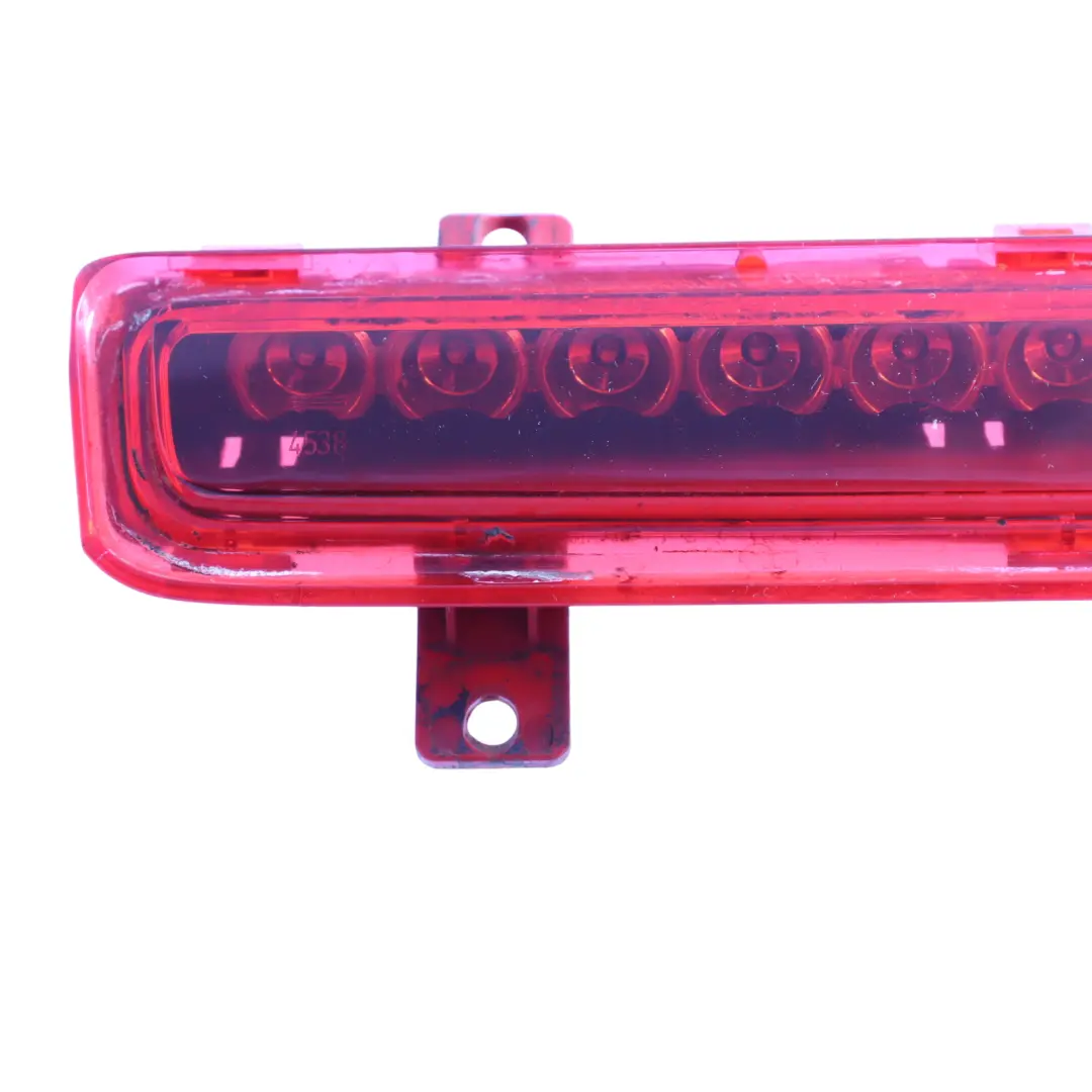 Luce Freno Posteriore Terza Lampada Stop Centrale per Audi A4 B8 con numero di parte 8H0945097C Audi A4 B8 Luce Freno Posteriore Terza Lampada Stop Centrale - SKU 8H0945097C - Numero di parte 8H0945097C