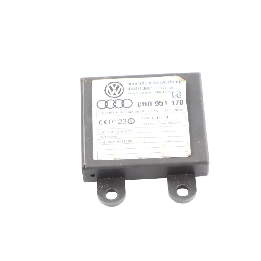Czujnik Moduł Alarmu Sterownik Ruchu Sensor do Audi A4 B7 Cabrio o numerze 8H0951178 Audi A4 B7 Cabrio Czujnik Moduł Alarmu Sterownik Ruchu Sensor - SKU 8H0951178 - Numer Części 8H0951178