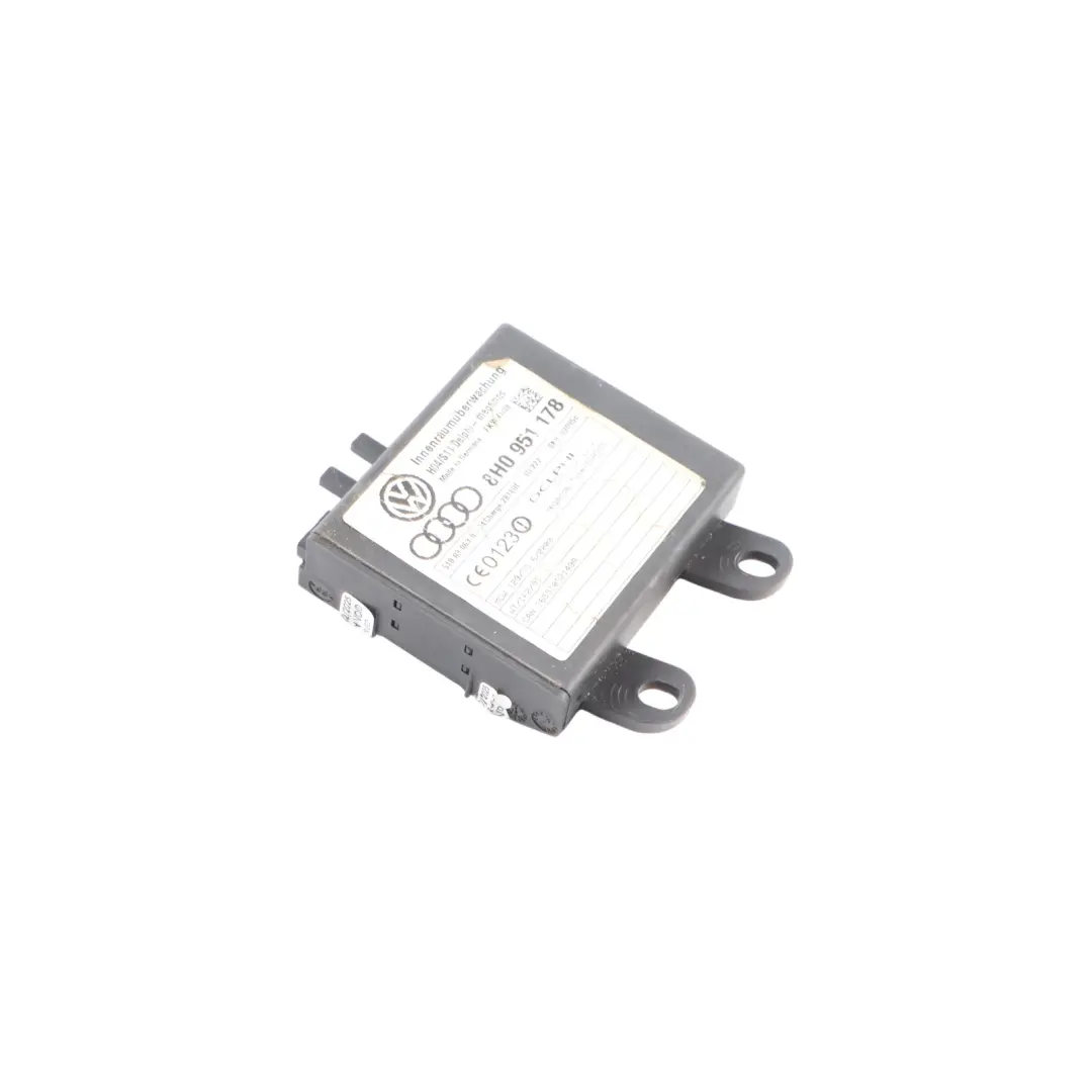 Alarm Signal Body Control Sensor Modul Einheit für Audi A4 B7 Cabrio mit Teilenummer 8H0951178 Audi A4 B7 Cabrio Alarm Signal Body Control Sensor Modul Einheit - SKU 8H0951178 - Teilenummer 8H0951178