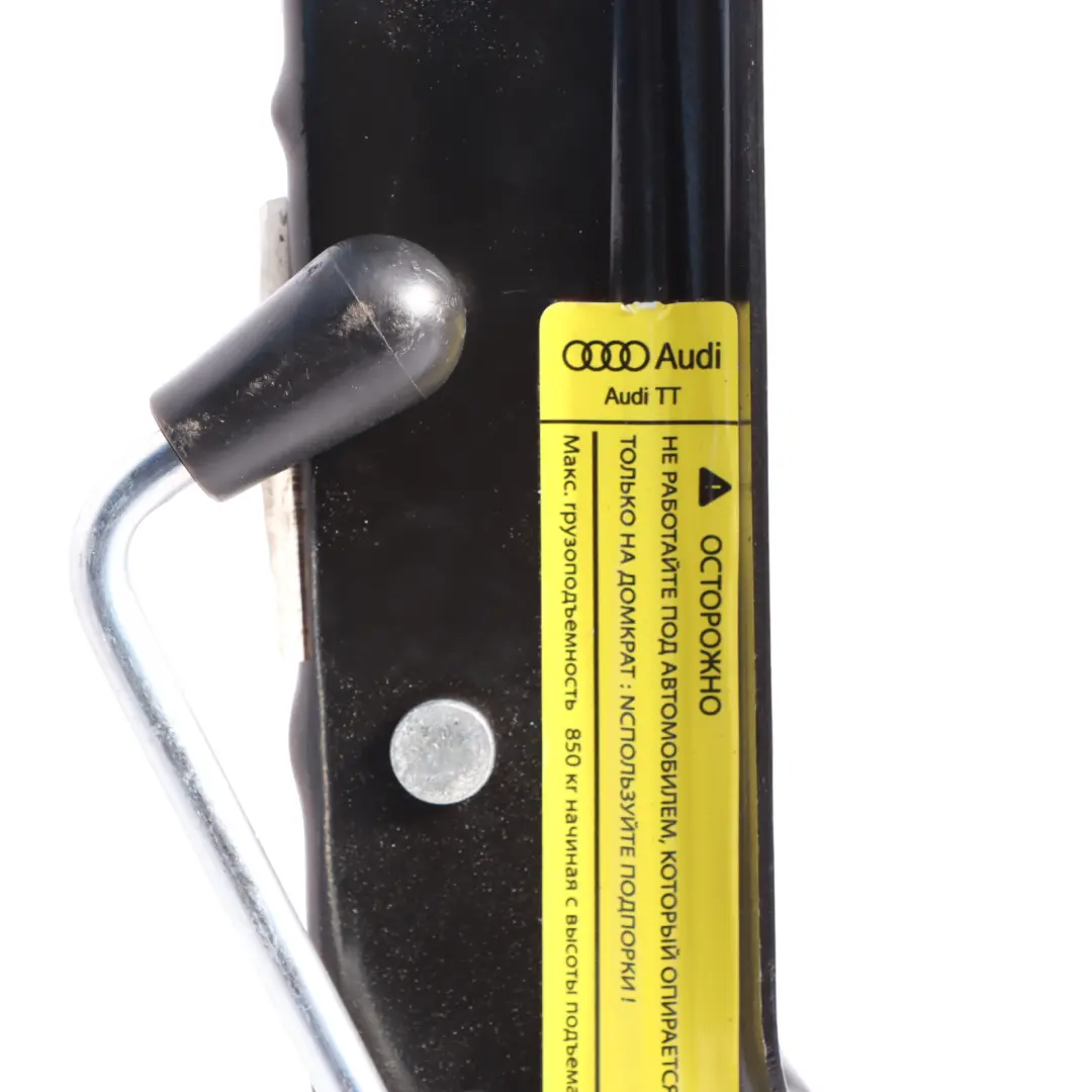 Strumento Emergenza Jack Auto Sollevatore Ruota Scorta per Audi TTS 8J con numero di parte 8J0011031C Audi TTS 8J Strumento Emergenza Jack Auto Sollevatore Ruota Scorta - SKU 8J0011031C - Numero di parte 8J0011031C