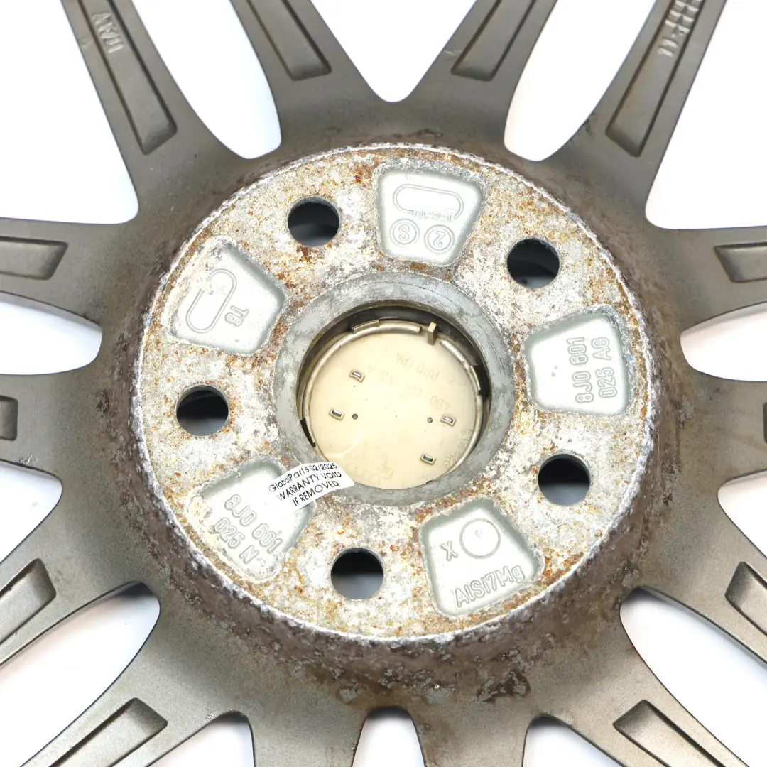 Mk2 8J Silberne Alufelge 19" 9J ET:52 Doppelspeiche für Audi TT mit Teilenummer 8J0601025N Audi TT Mk2 8J Silberne Alufelge 19" 9J ET:52 Doppelspeiche - SKU 8J0601025N-2 - Teilenummer 8J0601025N