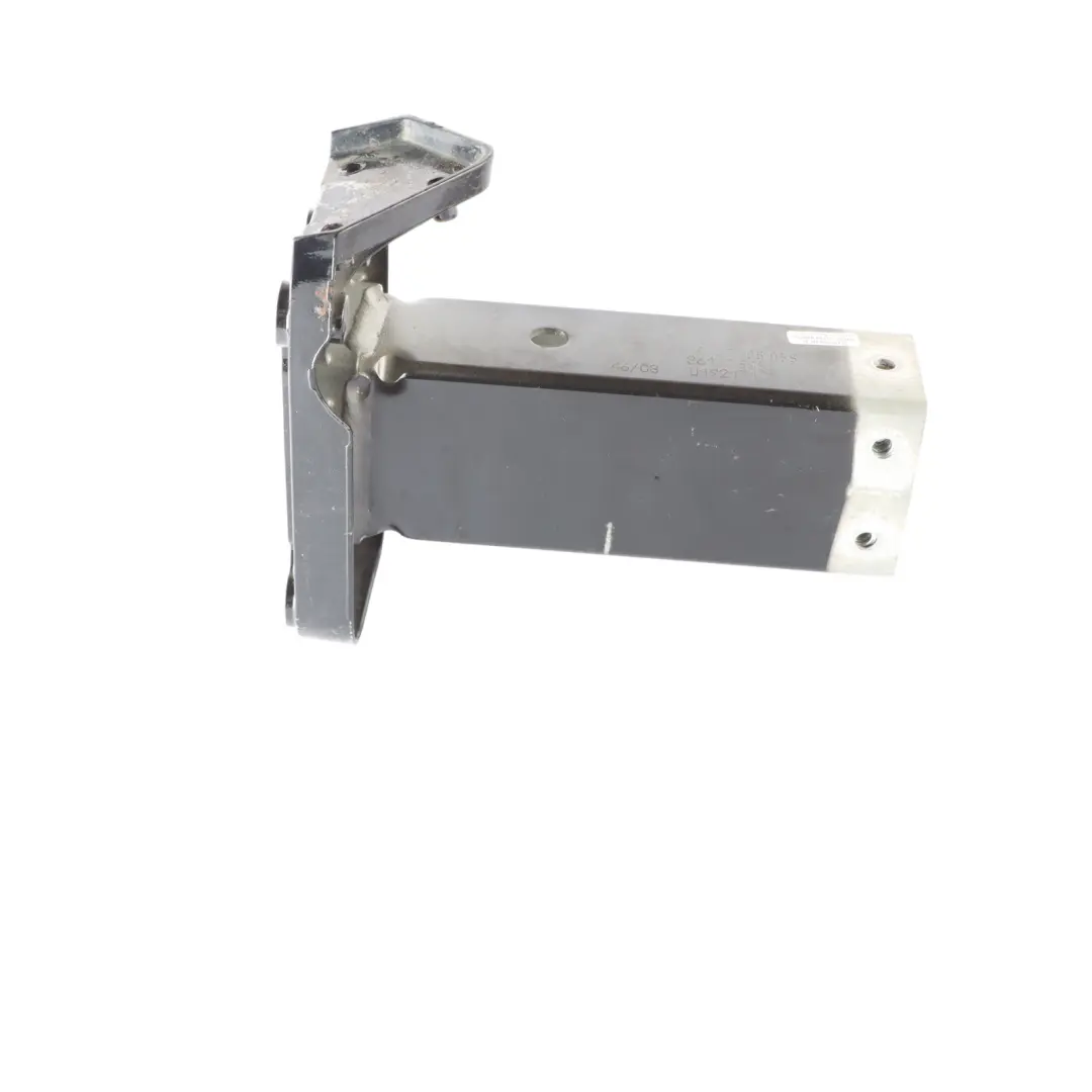 Front Bumper Bar Carrier Reinforcement Lefr N/S to Audi TT 8J with Part number 8J0806109D Audi TT 8J Front Bumper Bar Carrier Reinforcement Lefr N/S - SKU 8J0806109D - Part number 8J0806109D