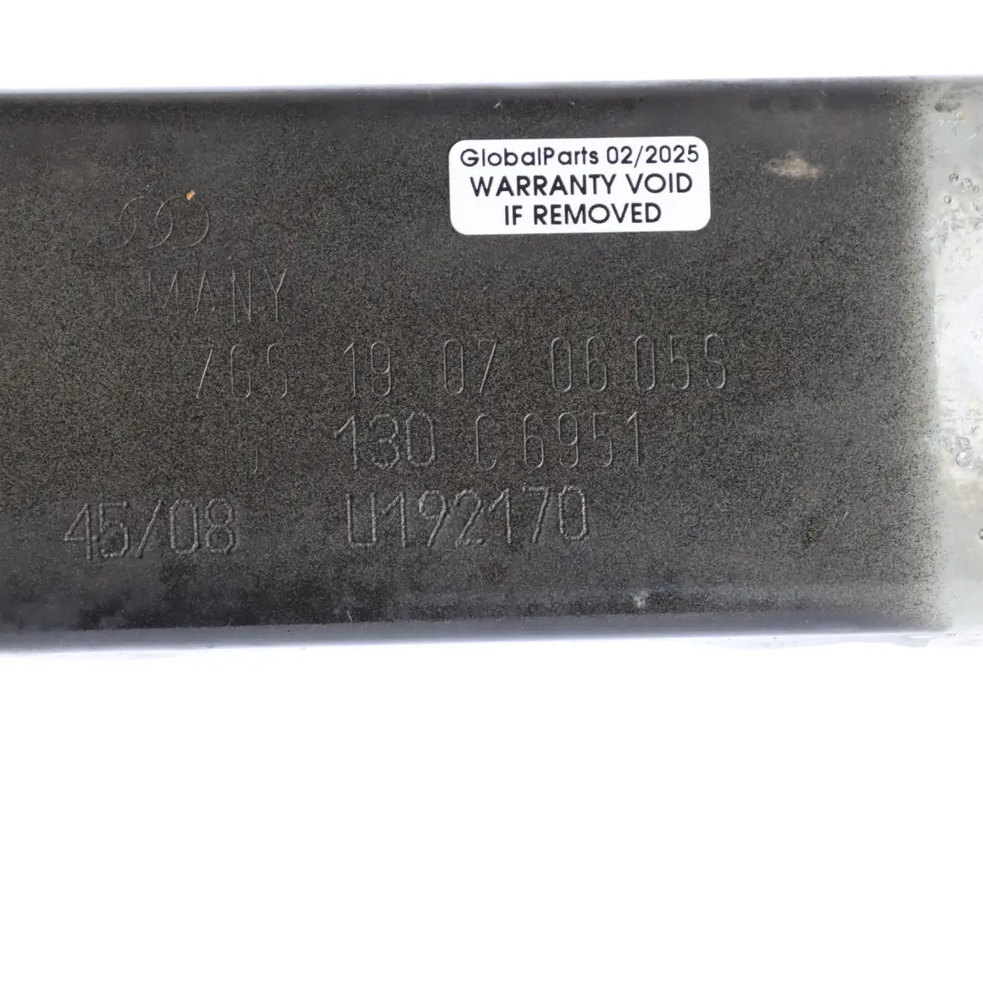Refuerzo Soporte Parachoques Delantero Derecho para Audi TT 8J con número de pieza 8J0806110D Audi TT 8J Refuerzo Soporte Parachoques Delantero Derecho - SKU 8J0806110D - Número de pieza 8J0806110D