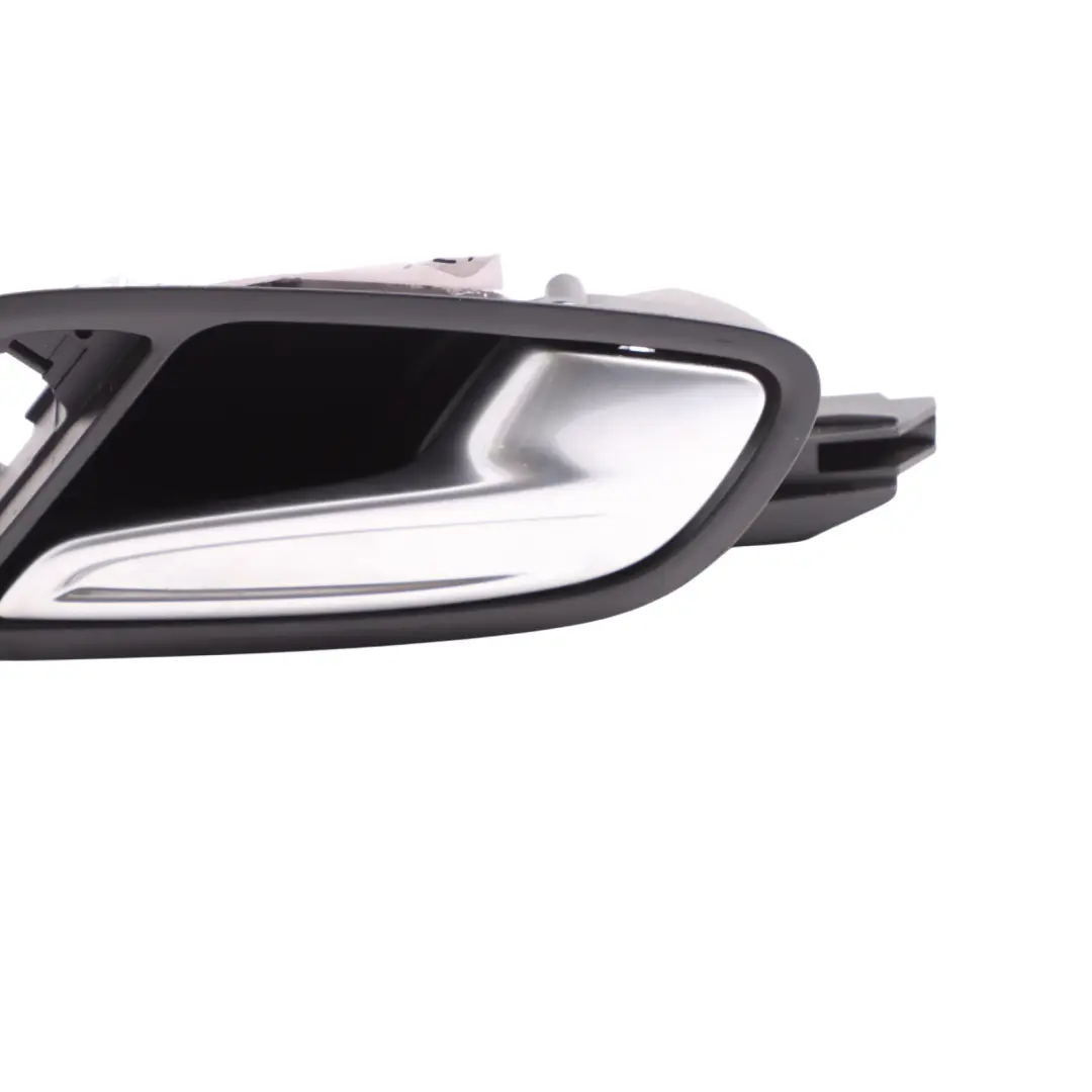 Interior Puerta Agarradera Delantera Derecha 8J0837020B para Audi TT 8J con número de pieza 8J0837020A Audi TT 8J Interior Puerta Agarradera Delantera Derecha 8J0837020B - SKU 8J0837020A - Número de pieza 8J0837020A