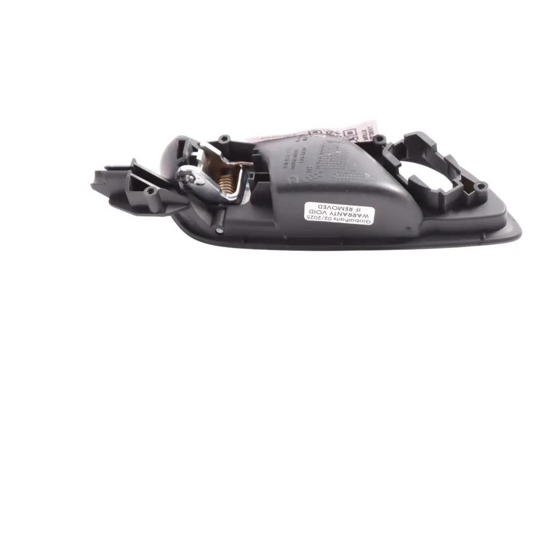 Interior Puerta Agarradera Delantera Derecha 8J0837020B para Audi TT 8J con número de pieza 8J0837020A Audi TT 8J Interior Puerta Agarradera Delantera Derecha 8J0837020B - SKU 8J0837020A - Número de pieza 8J0837020A