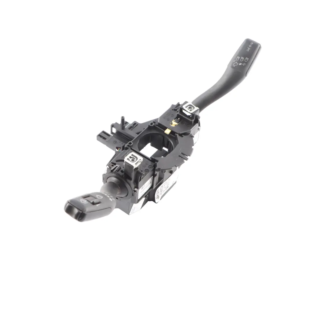 Schalter Cluster Spalte Scheiben Wischer Blinker Squib für Audi TT 8J mit Teilenummer 8J0907137Q Audi TT 8J Schalter Cluster Spalte Scheiben Wischer Blinker Squib - SKU 8J0907137Q - Teilenummer 8J0907137Q