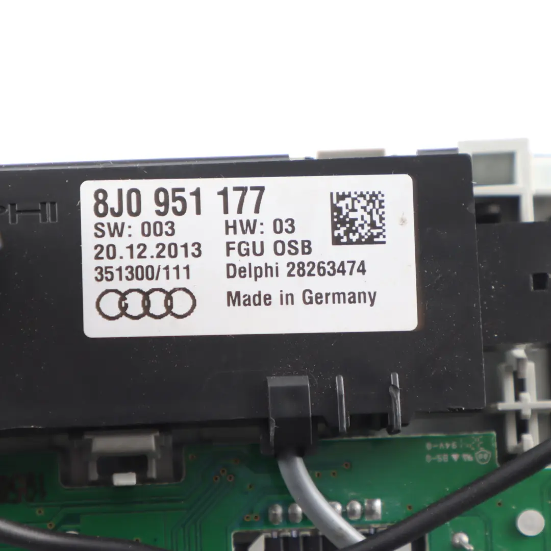 Front Roof Light Interior Reading Lamp Switch Panel to Audi A3 8P with Part number 8J0947140L Audi A3 8P Front Roof Light Interior Reading Lamp Switch Panel - SKU 8J0947140L - Part number 8J0947140L