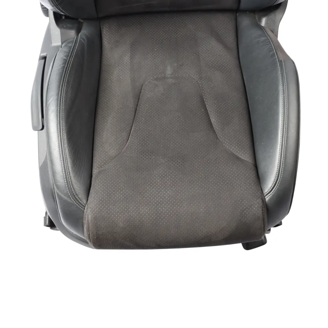 Asiento sport Audi TT 8J Coupe delantero derecho S-Line cuero negro para con número de pieza 8J8881806AJ Asiento sport Audi TT 8J Coupe delantero derecho S-Line cuero negro - SKU 8J8881806AJ - Número de pieza 8J8881806AJ