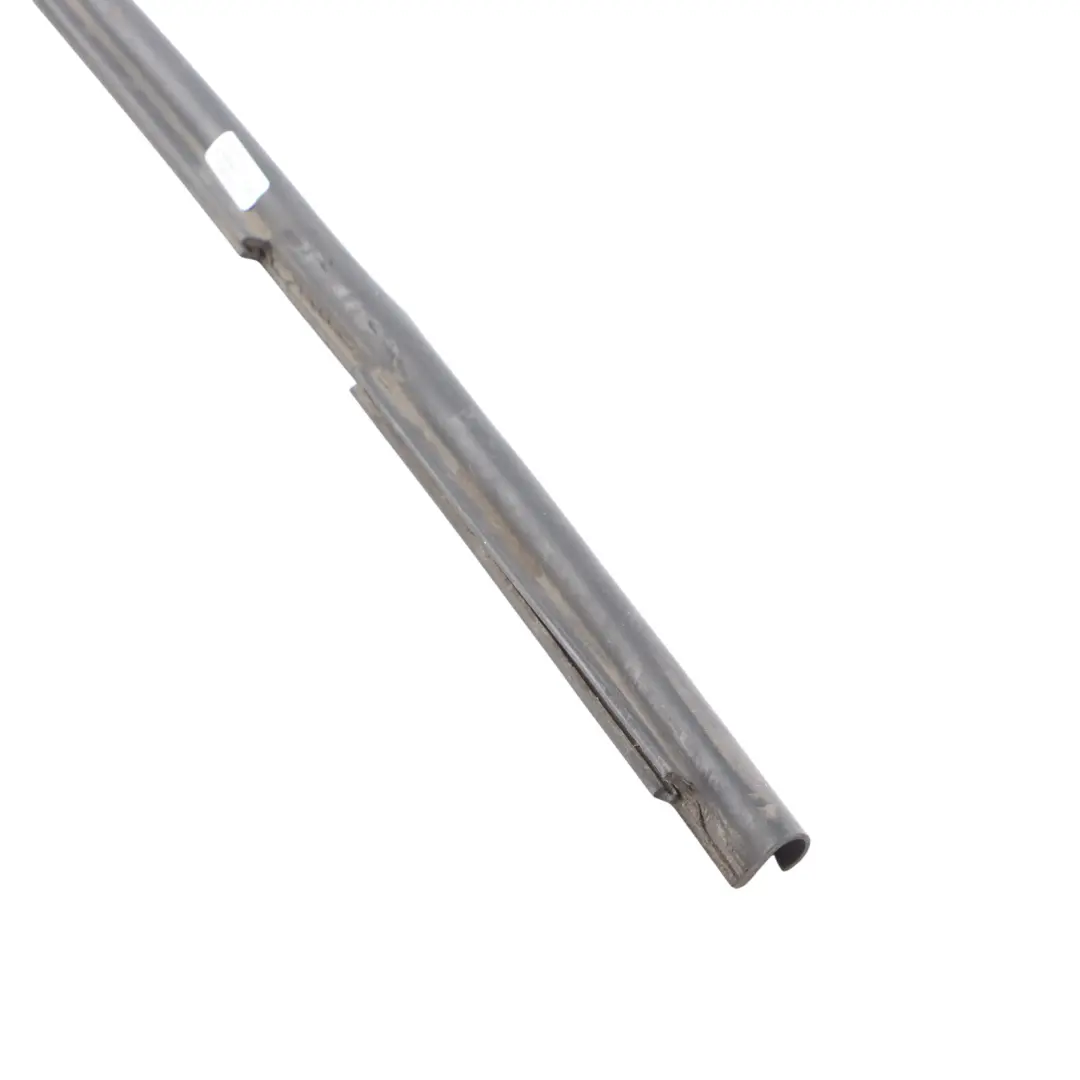  Dichtungs Streifen Audi A4 B8 A5 8T Kühler Kern Gummi Unter Stützung - SKU 8K0121331A - Teilenummer 8K0121331A