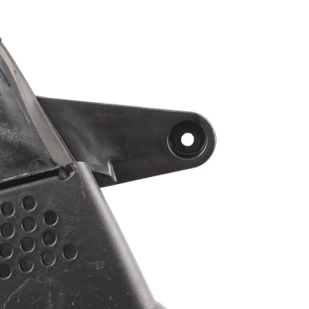 Audi A5 8T Guide Conduit D'Admission D'Air Échangeur Intermédiaire - SKU 8K0129618E - Numéro de pièce 8K0129618E
