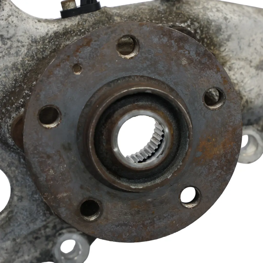 Zwrotnica Zawieszenie Koła Przód Lewo do Audi A5 8T o numerze 8K0407253AA Audi A5 8T Zwrotnica Zawieszenie Koła Przód Lewo - SKU 8K0407253AA - Numer Części 8K0407253AA