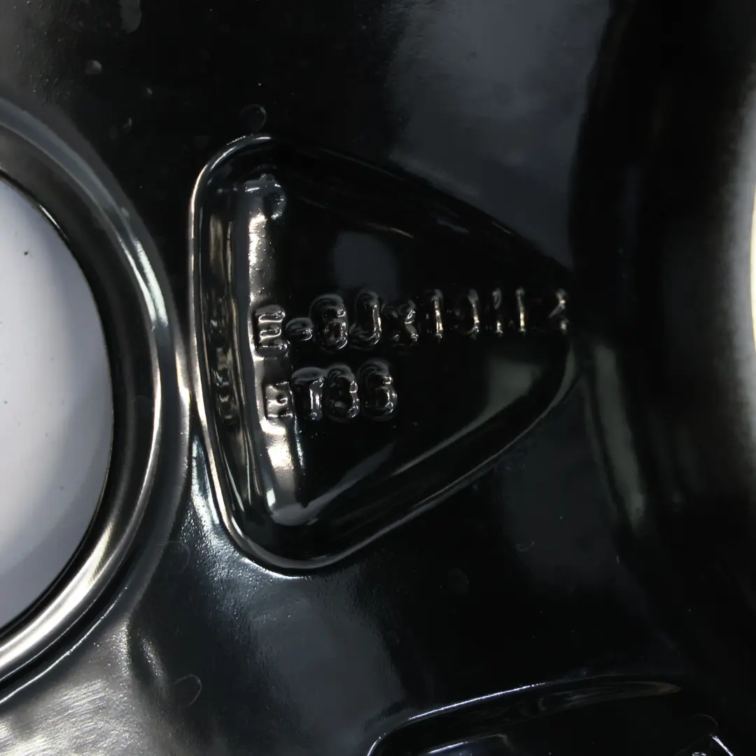 Ruota Scorta Acciaio 5X112 175/55 R19 ET:36 6J Vredestein per Audi A4 B8 con numero di parte 8K0601025BJ Audi A4 B8 Ruota Scorta Acciaio 5X112 175/55 R19 ET:36 6J Vredestein - SKU 8K0601025BJ - Numero di parte 8K0601025BJ