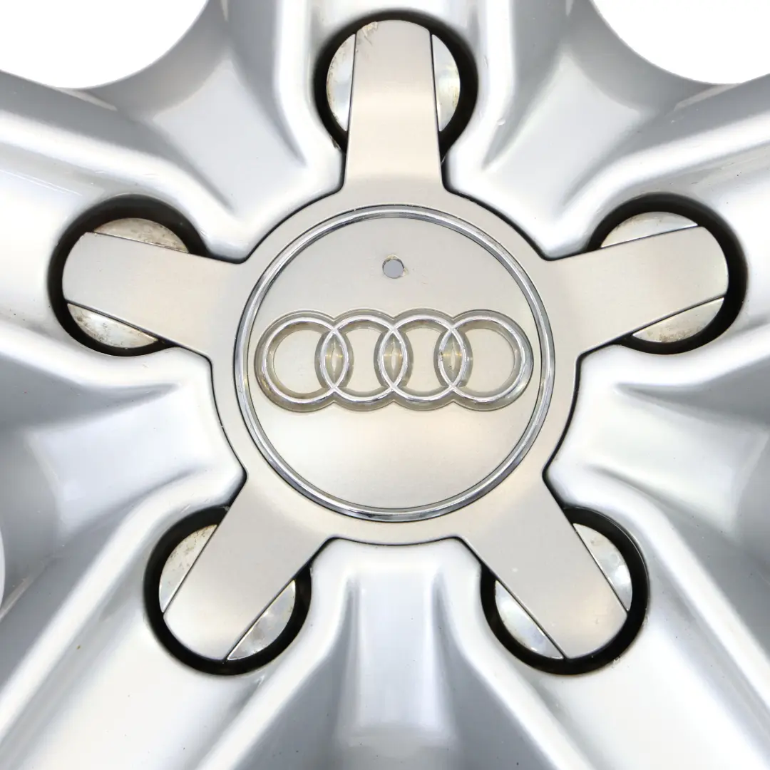 8K Silver Wheel Alloy Rim 17" ET:45 7,5J Star Spoke to Audi A4 B8 with Part number 8K0601025CE Audi A4 B8 8K Silver Wheel Alloy Rim 17" ET:45 7,5J Star Spoke - SKU 8K0601025CE-4 - Part number 8K0601025CE