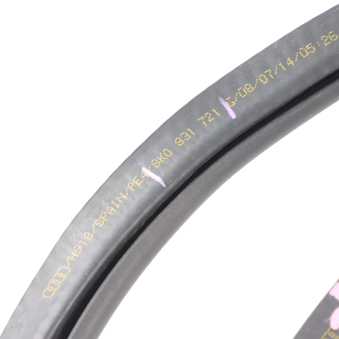 Vordere Tür Dichtung Innere Gummi Links Rechts für Audi A4 B8 mit Teilenummer 8K0831721H Audi A4 B8 Vordere Tür Dichtung Innere Gummi Links Rechts - SKU 8K0831721H - Teilenummer 8K0831721H