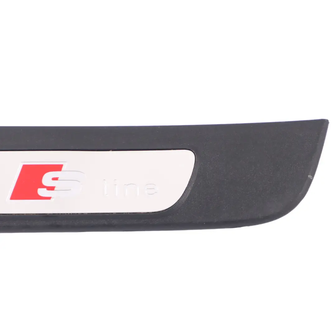 Garniture De Seuil De Porte Arrière Gauche Audi A4 B8 Avant - SKU 8K0853375B - Numéro de pièce 8K0853375B