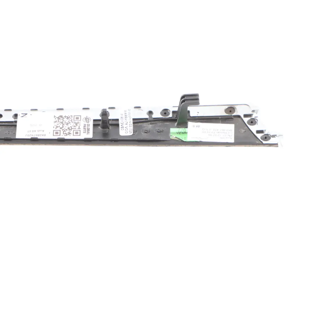 Audi A5 8T Trasera Tarjeta Puerta Recorte Tira Derecha Cubierta Panel - SKU 8K0867420J - Número de pieza 8K0867420J