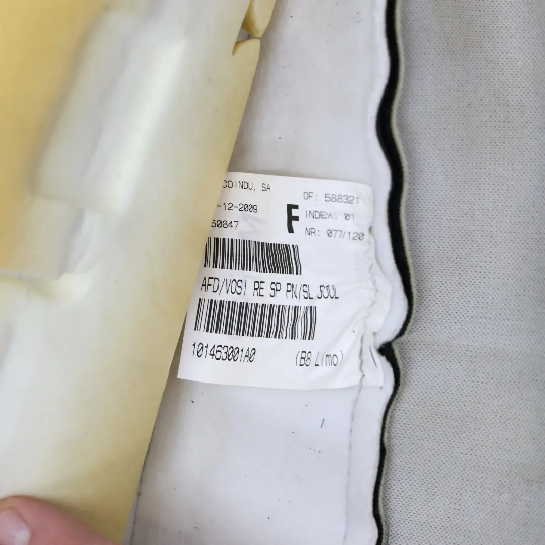 Vorder Seite Sport Sitz Basis Kissen Rechts Alcantara Schwarz für Audi A4 B8 Avant mit Teilenummer 8K0881406AA Audi A4 B8 Avant Vorder Seite Sport Sitz Basis Kissen Rechts Alcantara Schwarz - SKU 8K0881406AA - Teilenummer 8K0881406AA