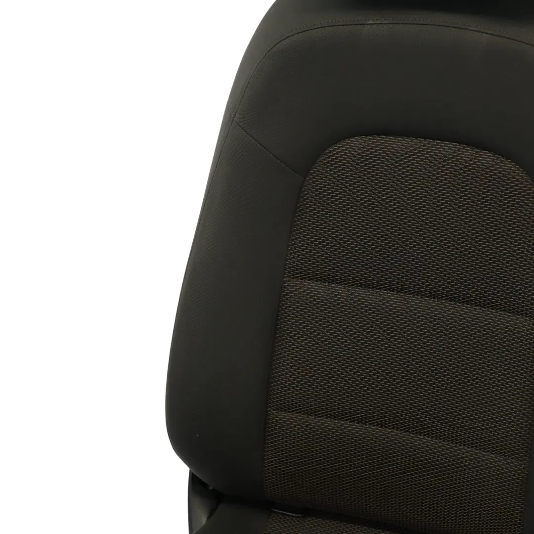 Siège Avant Gauche En Tissu Noir pour Audi A4 B8 Avant à propos du numéro de pièce 8K0881805CP Audi A4 B8 Avant Siège Avant Gauche En Tissu Noir - SKU 8K0881805CP-1 - Numéro de pièce 8K0881805CP