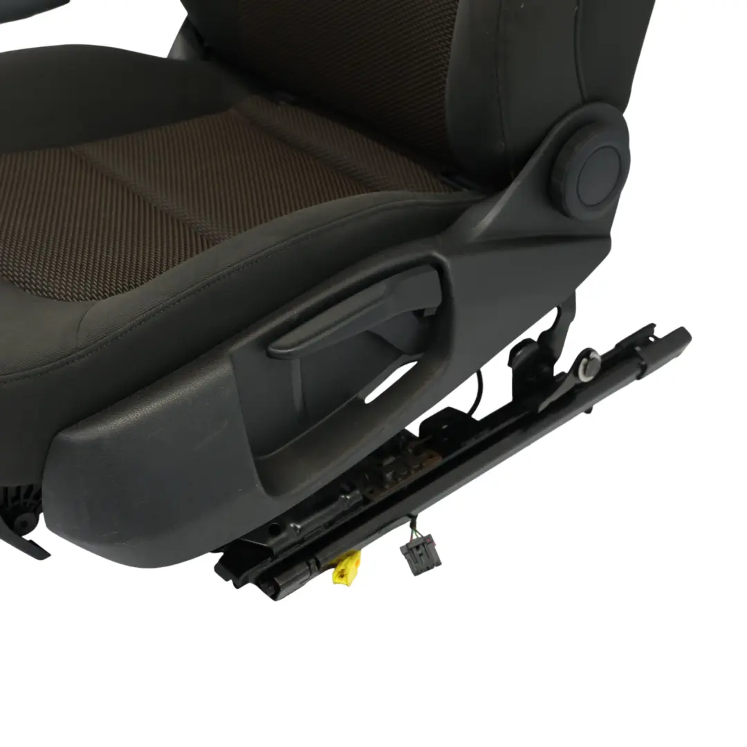 Front Seat Cloth Soul Black Left N/S to Audi A4 B8 Avant with Part number 8K0881805CP Audi A4 B8 Avant Front Seat Cloth Soul Black Left N/S - SKU 8K0881805CP-1 - Part number 8K0881805CP