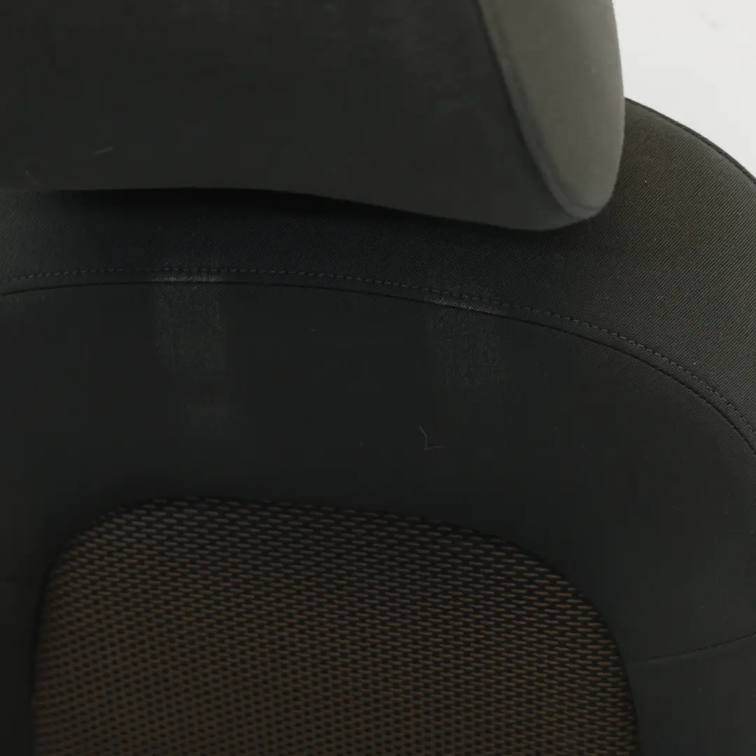 Siège Avant Droit En Tissu Noir pour Audi A4 B8 Avant à propos du numéro de pièce 8K0881806CP Audi A4 B8 Avant Siège Avant Droit En Tissu Noir - SKU 8K0881806CP-1 - Numéro de pièce 8K0881806CP