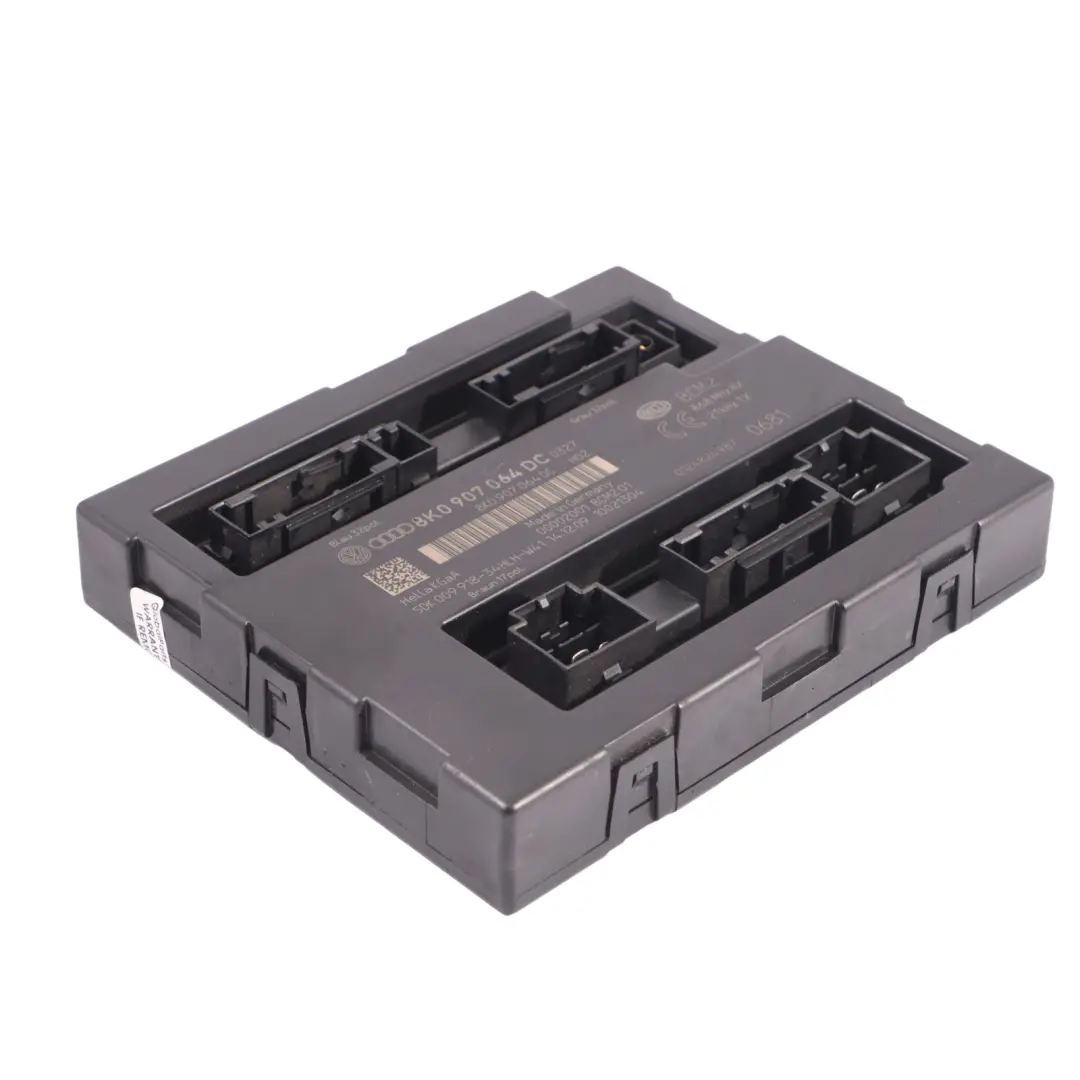 Moduł Komfortu do Audi A4 B8 A5 8T BCM o numerze 8K0907064DC Audi A4 B8 A5 8T BCM Moduł Komfortu - SKU 8K0907064DC - Numer Części 8K0907064DC