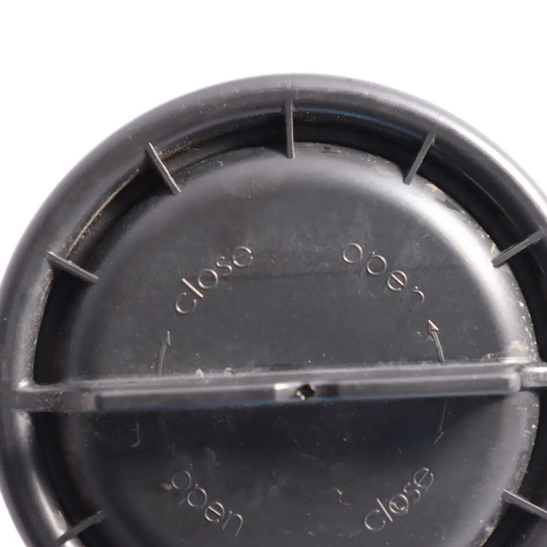 Audi A4 B8 Headlight Cap Trim Cover Bulb Dust Lid Left Right N/O/S - SKU 8K0941607A - Part number 8K0941607A