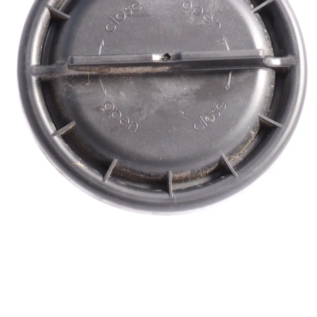 Audi A4 B8 Headlight Cap Trim Cover Bulb Dust Lid Left Right N/O/S - SKU 8K0941607A - Part number 8K0941607A