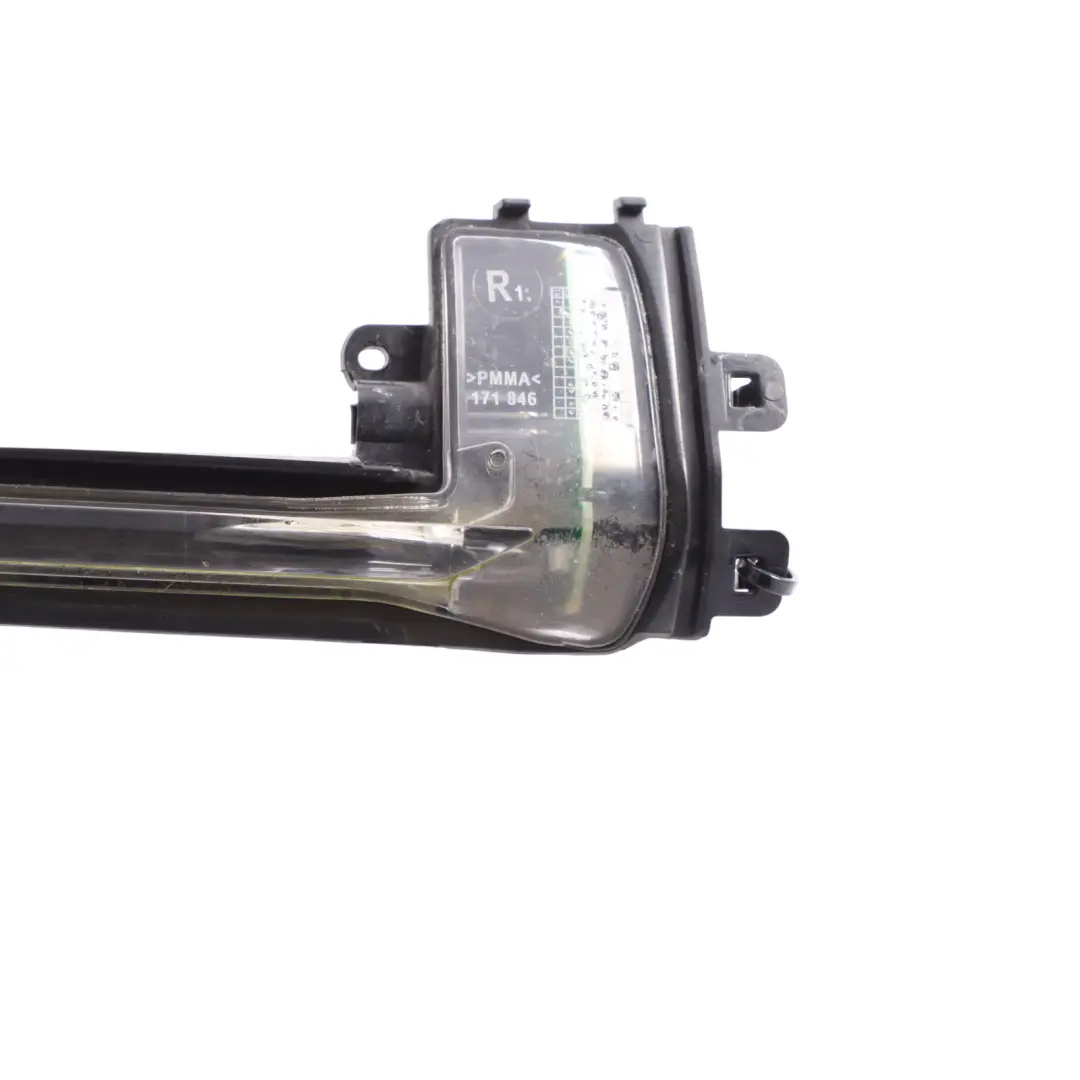 Audi A4 B8 Scheinwerfer Blinker Vorne Rechts Lampe - SKU 8K0949102C - Teilenummer 8K0949102C