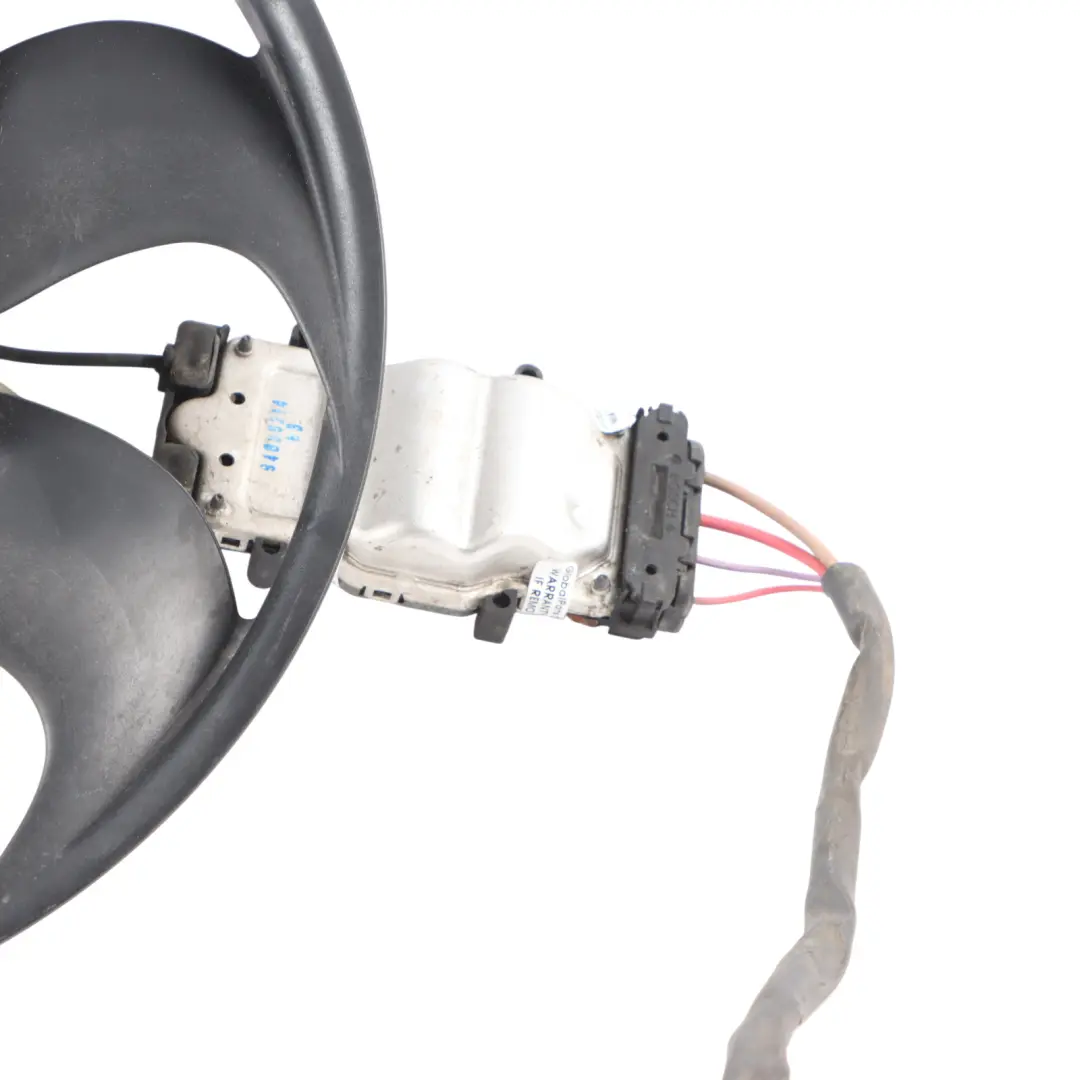 Radiator Cooling Fan Electric Motor Fan Engine 8K0959501E to Audi A4 B8 A5 8T with Part number 8K0959455E Audi A4 B8 A5 8T Radiator Cooling Fan Electric Motor Fan Engine 8K0959501E - SKU 8K0959455E - Part number 8K0959455E